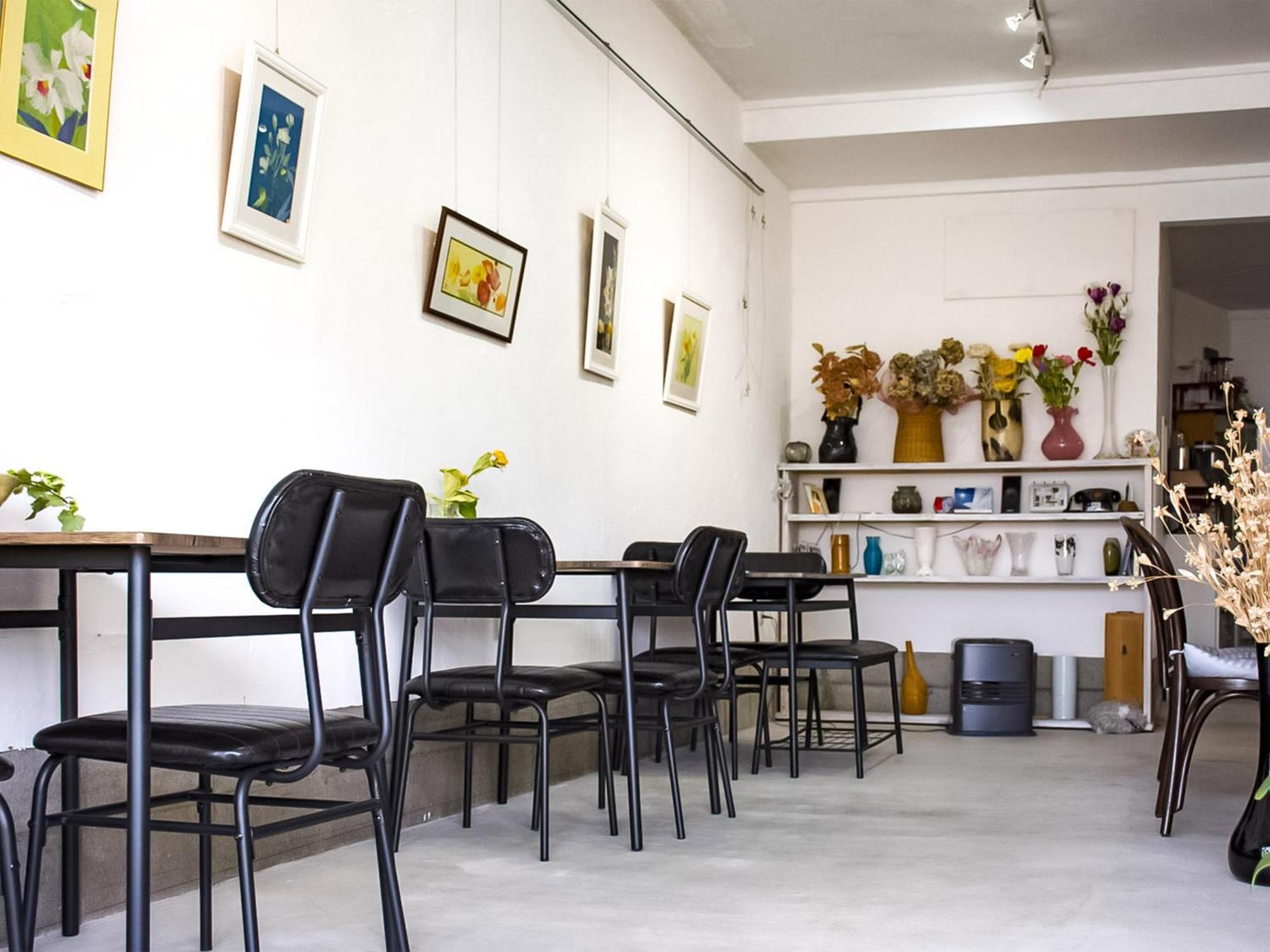 מלון Kamitondacho Guest Cafe Kuchikumano מראה חיצוני תמונה