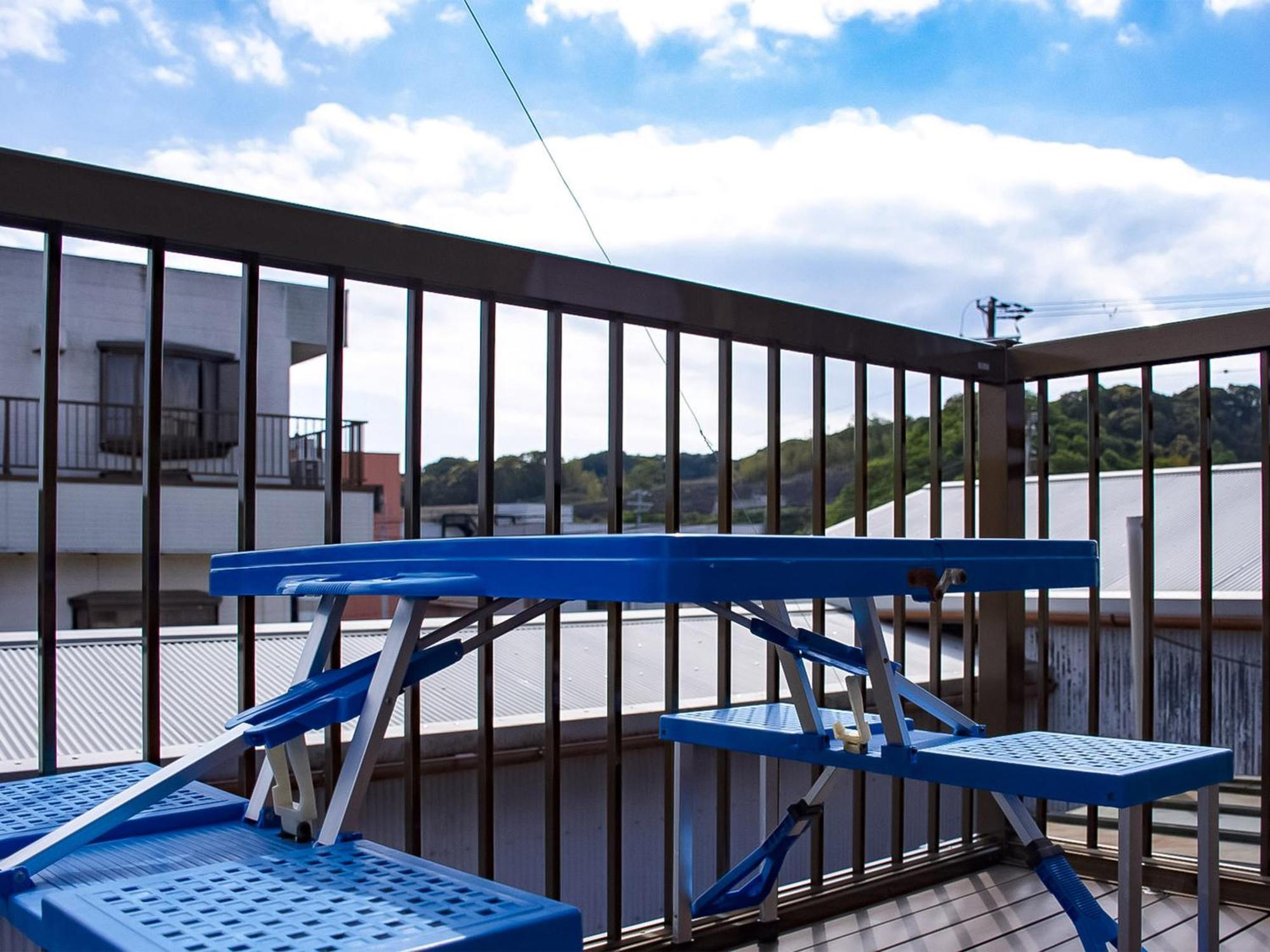 מלון Kamitondacho Guest Cafe Kuchikumano מראה חיצוני תמונה